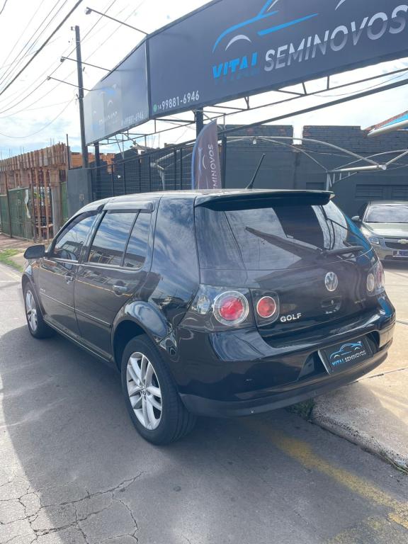 VOLKSWAGEN Golf - Foto