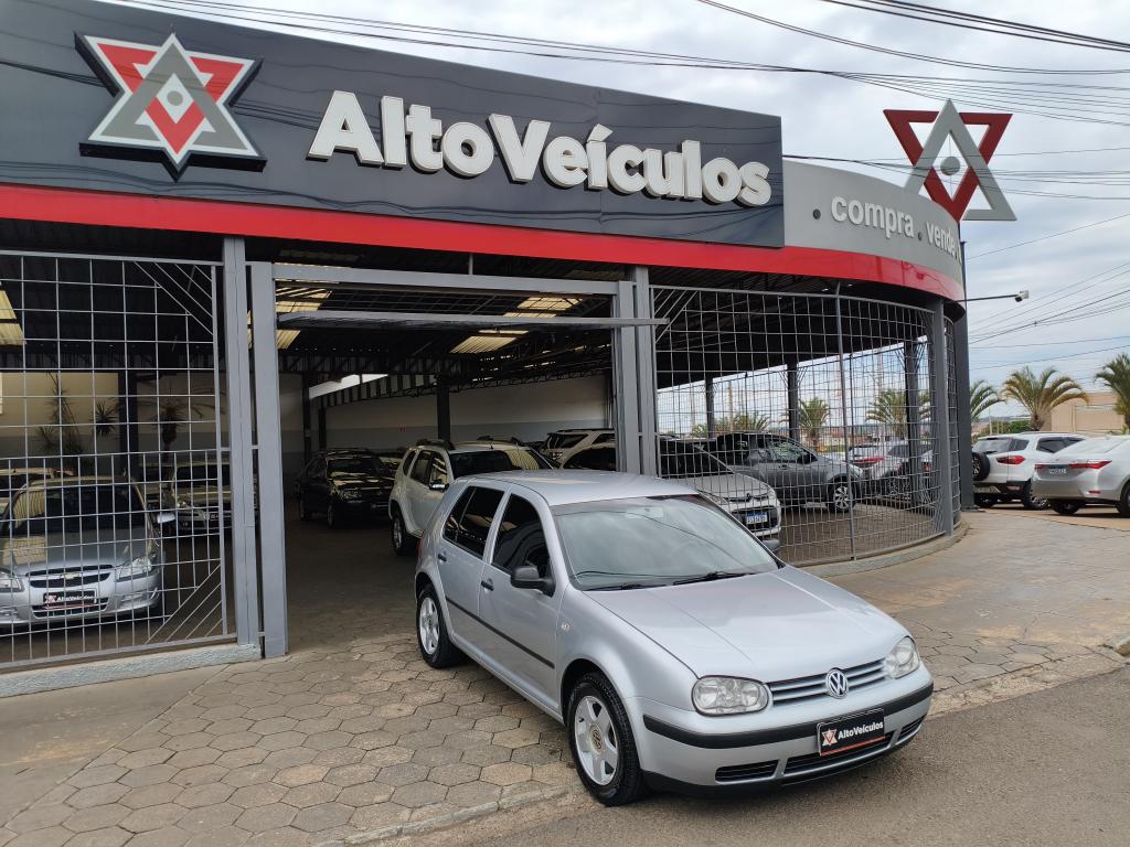 VOLKSWAGEN Golf - Foto