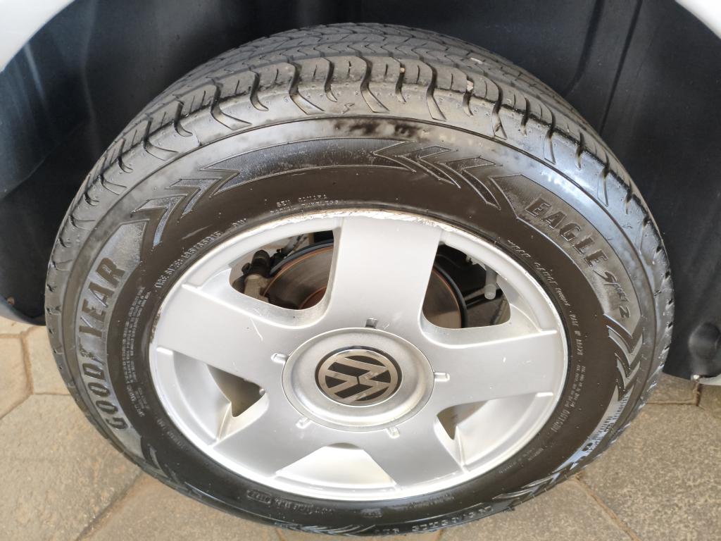 VOLKSWAGEN Golf - Foto