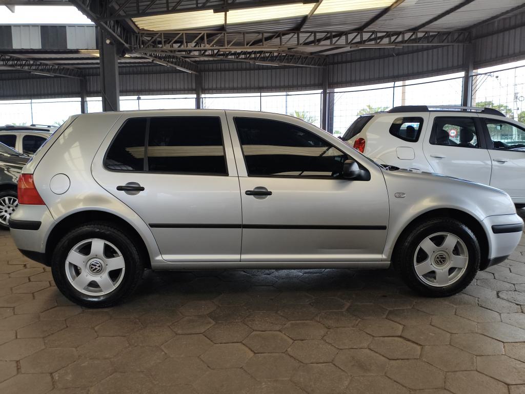 VOLKSWAGEN Golf - Foto