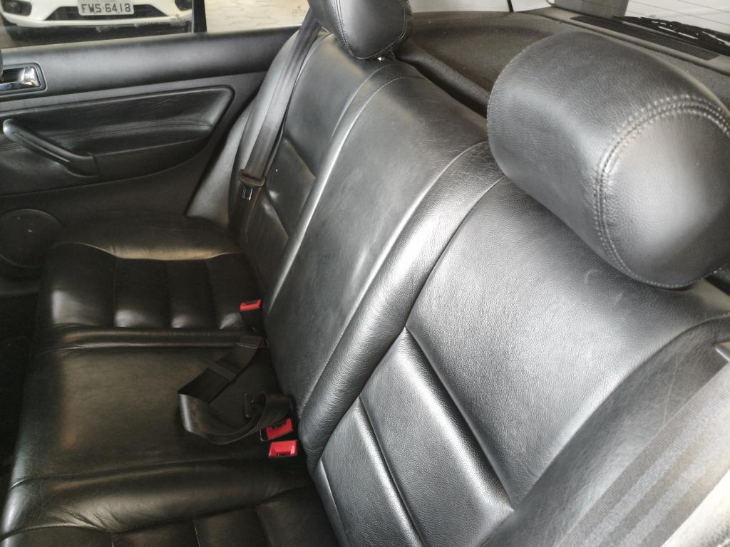 VOLKSWAGEN Golf - Foto