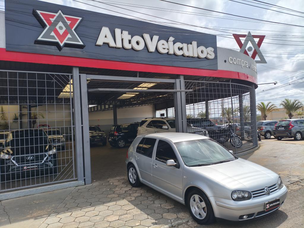 VOLKSWAGEN Golf - Foto