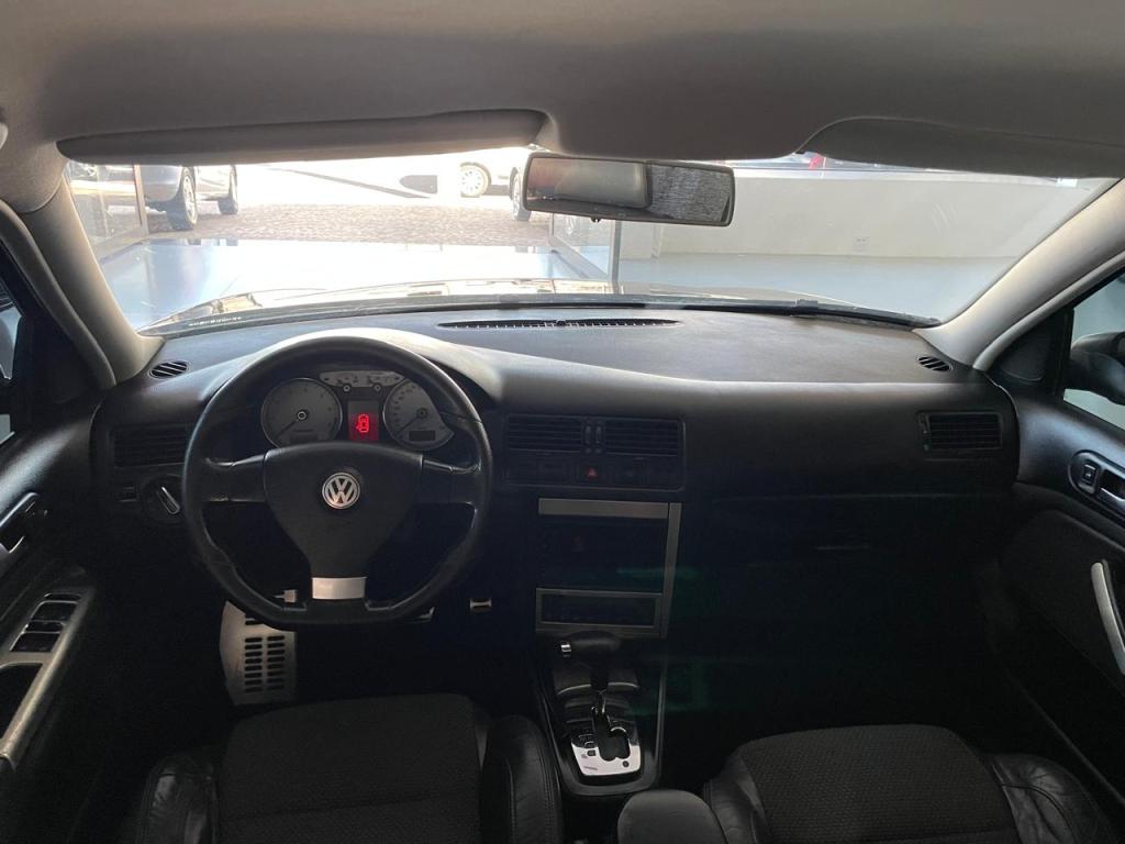 VOLKSWAGEN Golf - Foto