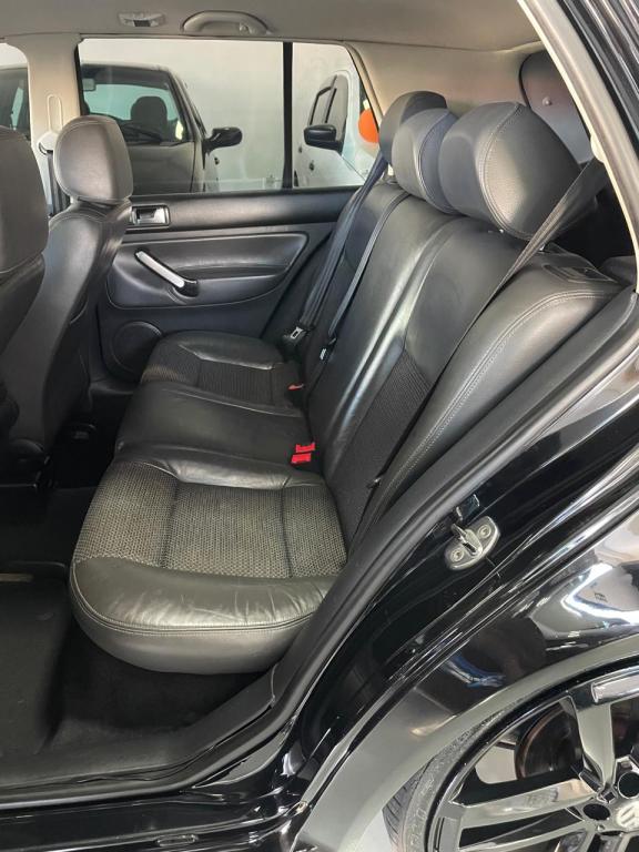 VOLKSWAGEN Golf - Foto