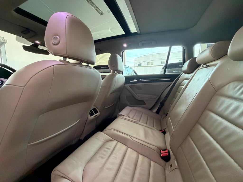VOLKSWAGEN Golf Variant - Foto