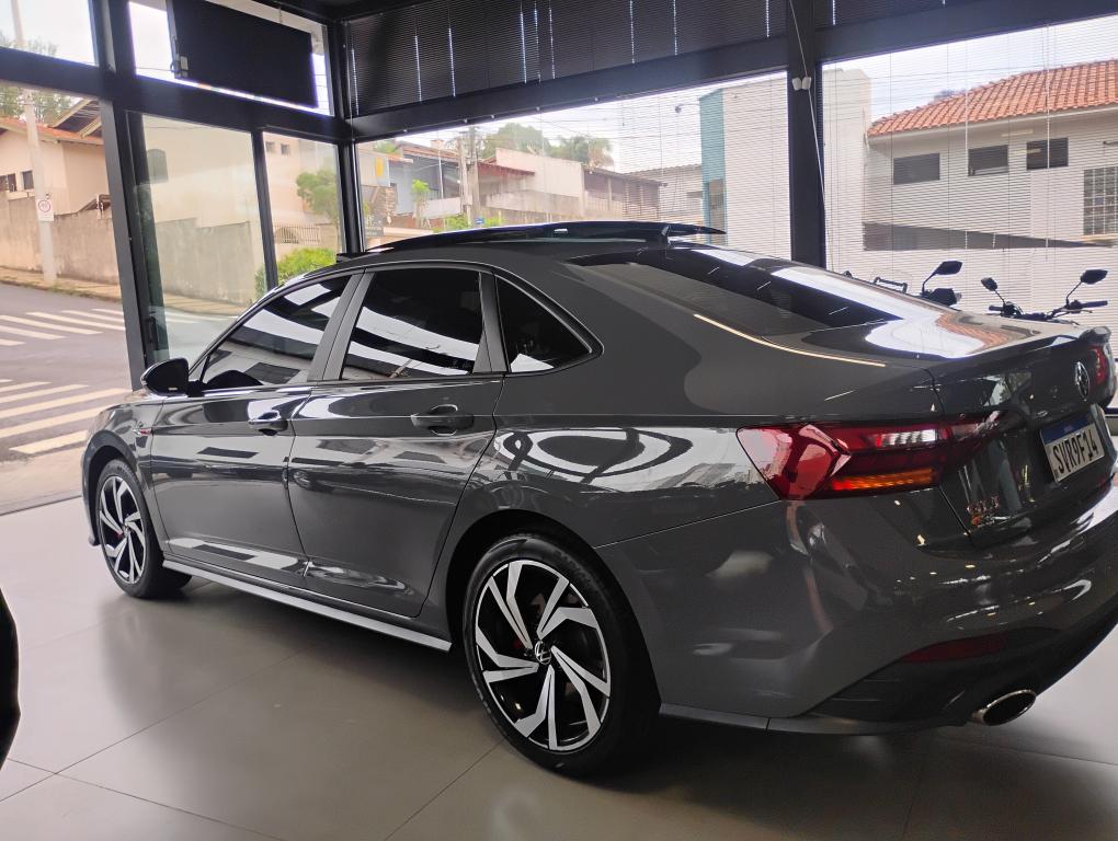 VOLKSWAGEN Jetta - Foto