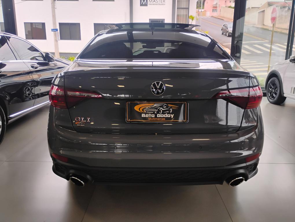 VOLKSWAGEN Jetta - Foto