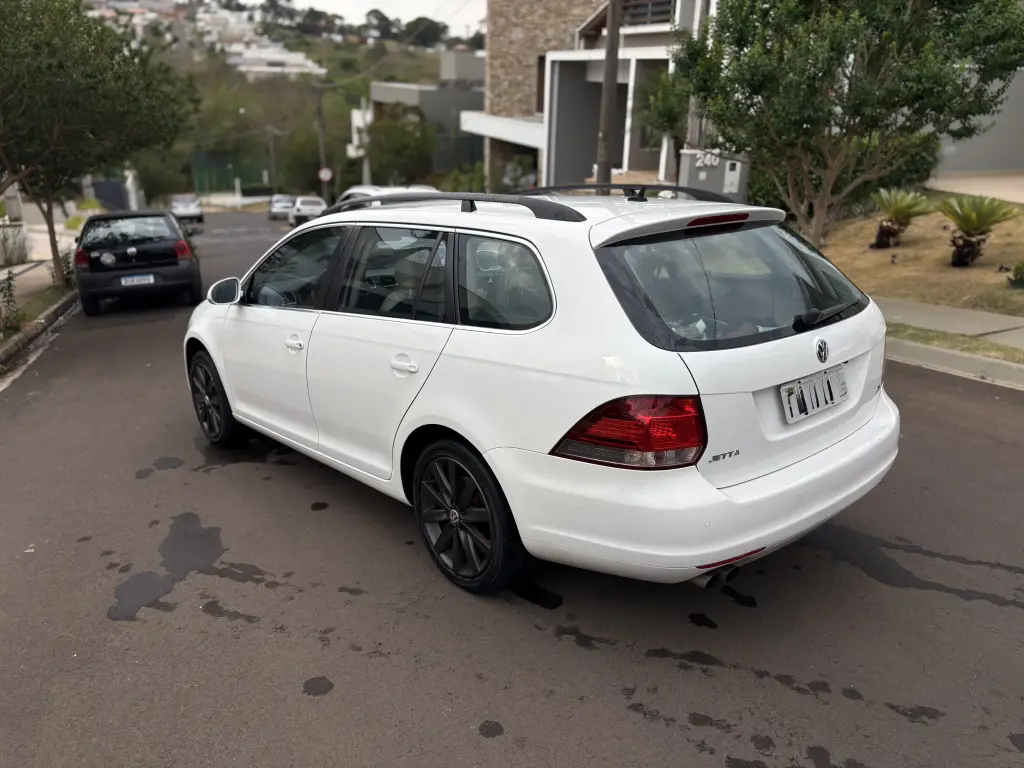 VOLKSWAGEN Jetta Variant - Foto