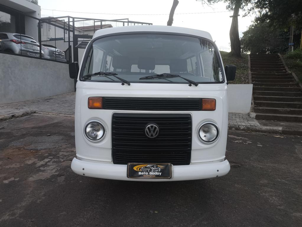 VOLKSWAGEN Kombi
