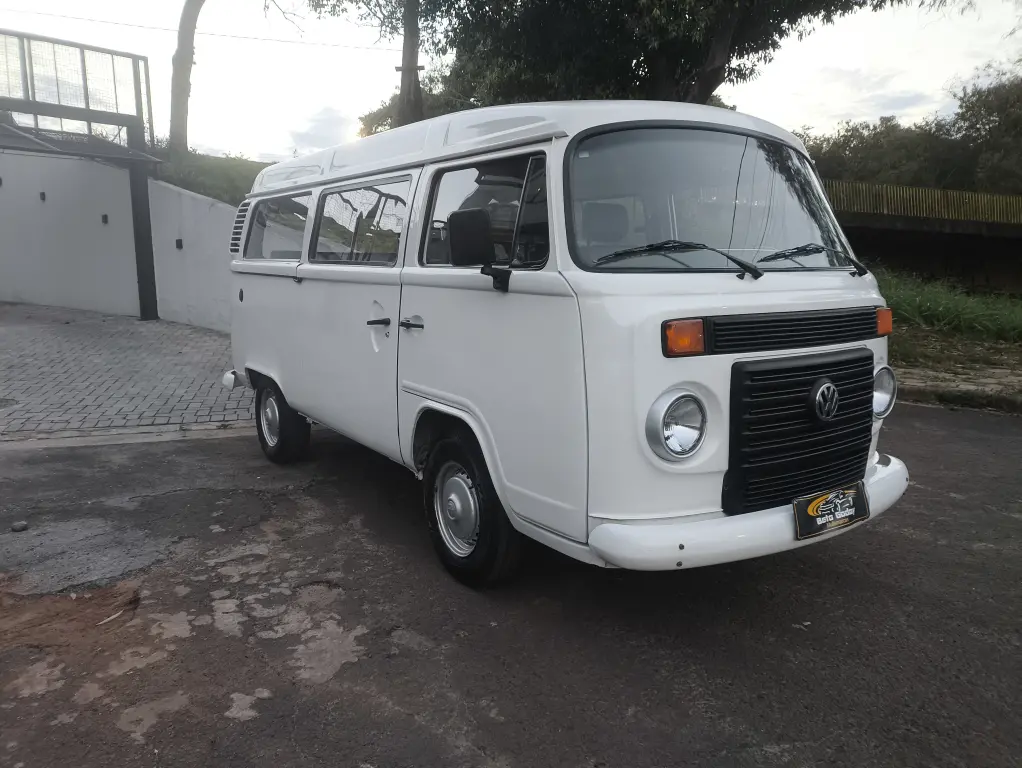VOLKSWAGEN Kombi - Foto