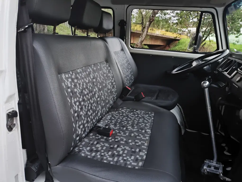 VOLKSWAGEN Kombi - Foto
