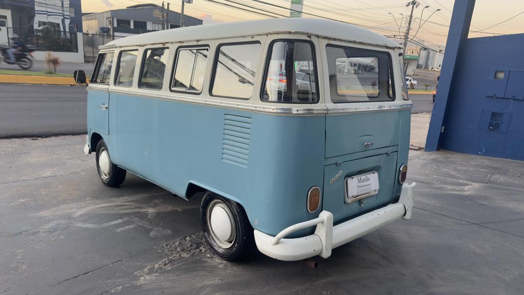 VOLKSWAGEN Kombi - Foto