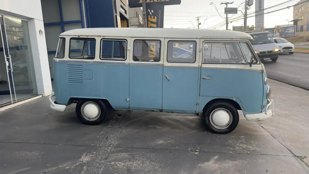 VOLKSWAGEN Kombi - Foto