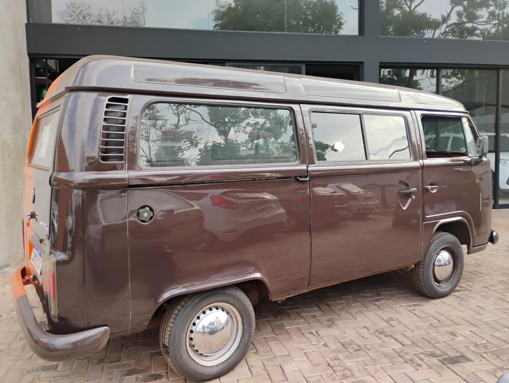 VOLKSWAGEN Kombi - Foto
