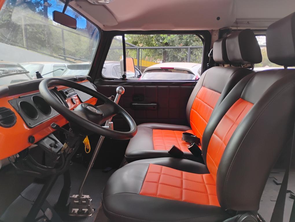 VOLKSWAGEN Kombi - Foto