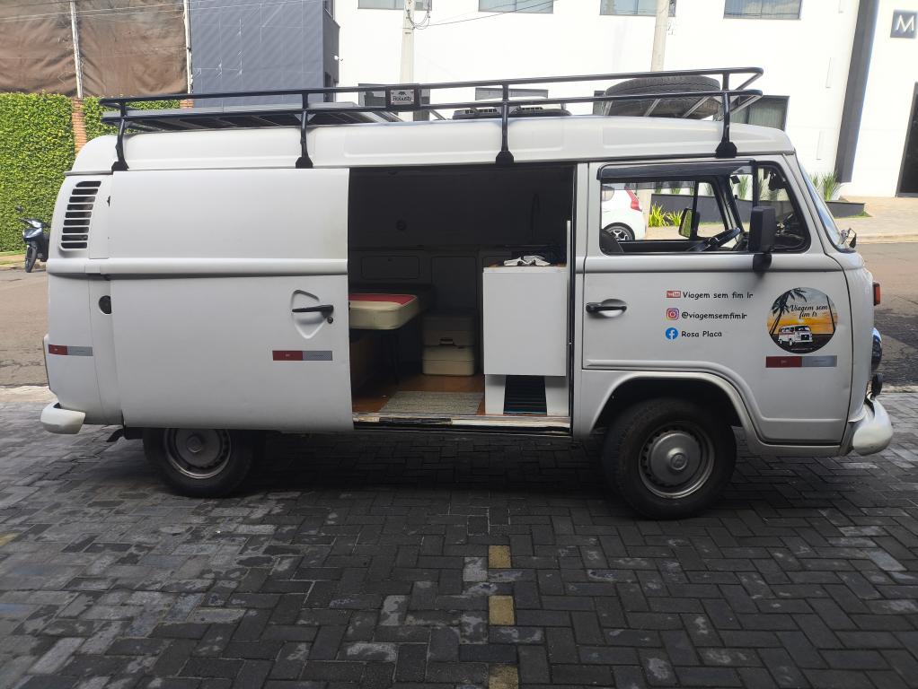 VOLKSWAGEN Kombi Furgão - Foto