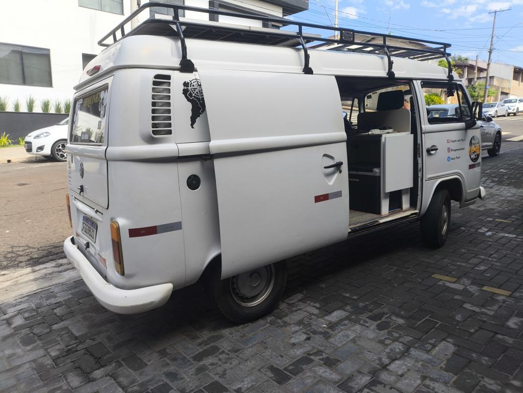 VOLKSWAGEN Kombi Furgão - Foto