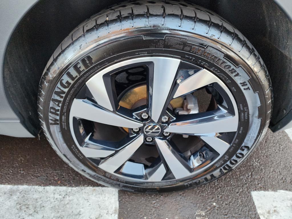 VOLKSWAGEN Nivus - Foto