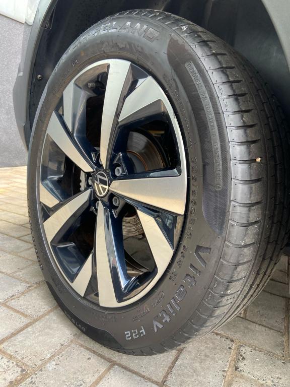 VOLKSWAGEN Nivus - Foto