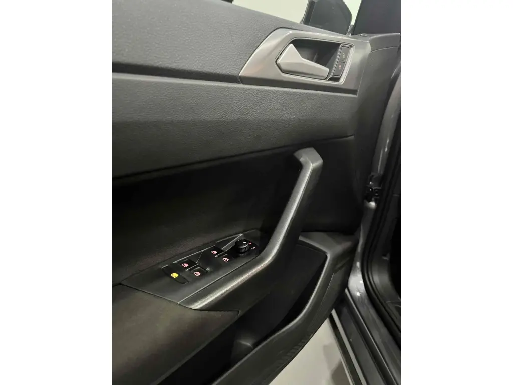 VOLKSWAGEN Nivus - Foto