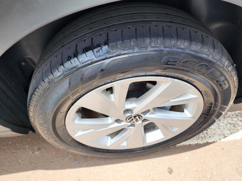 VOLKSWAGEN Nivus - Foto