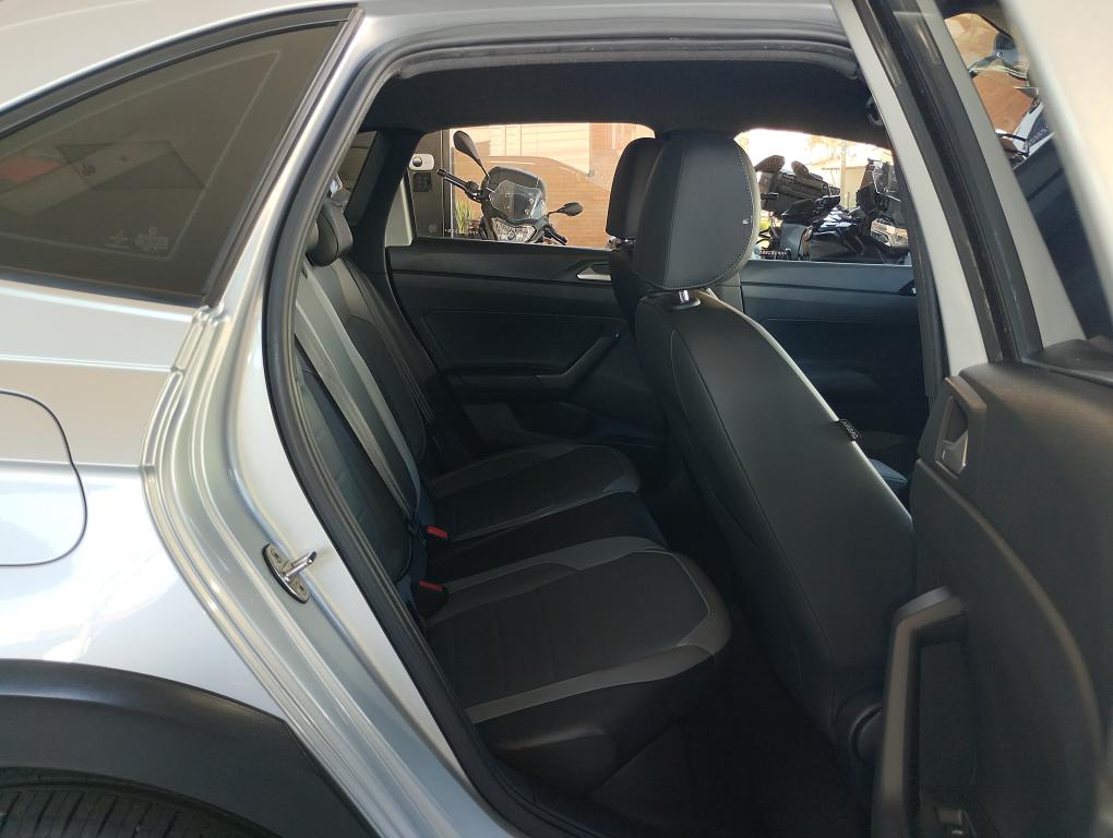 VOLKSWAGEN Nivus - Foto