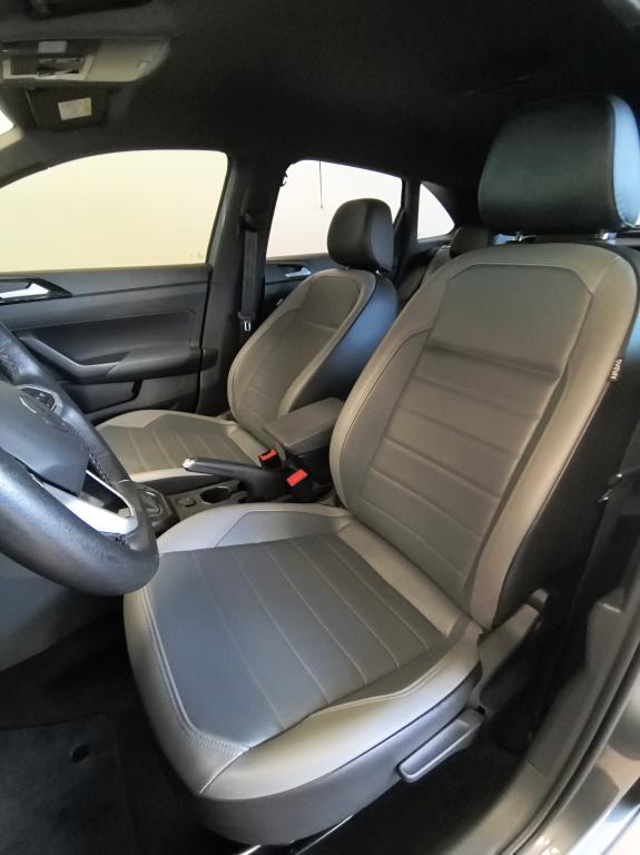 VOLKSWAGEN Nivus - Foto