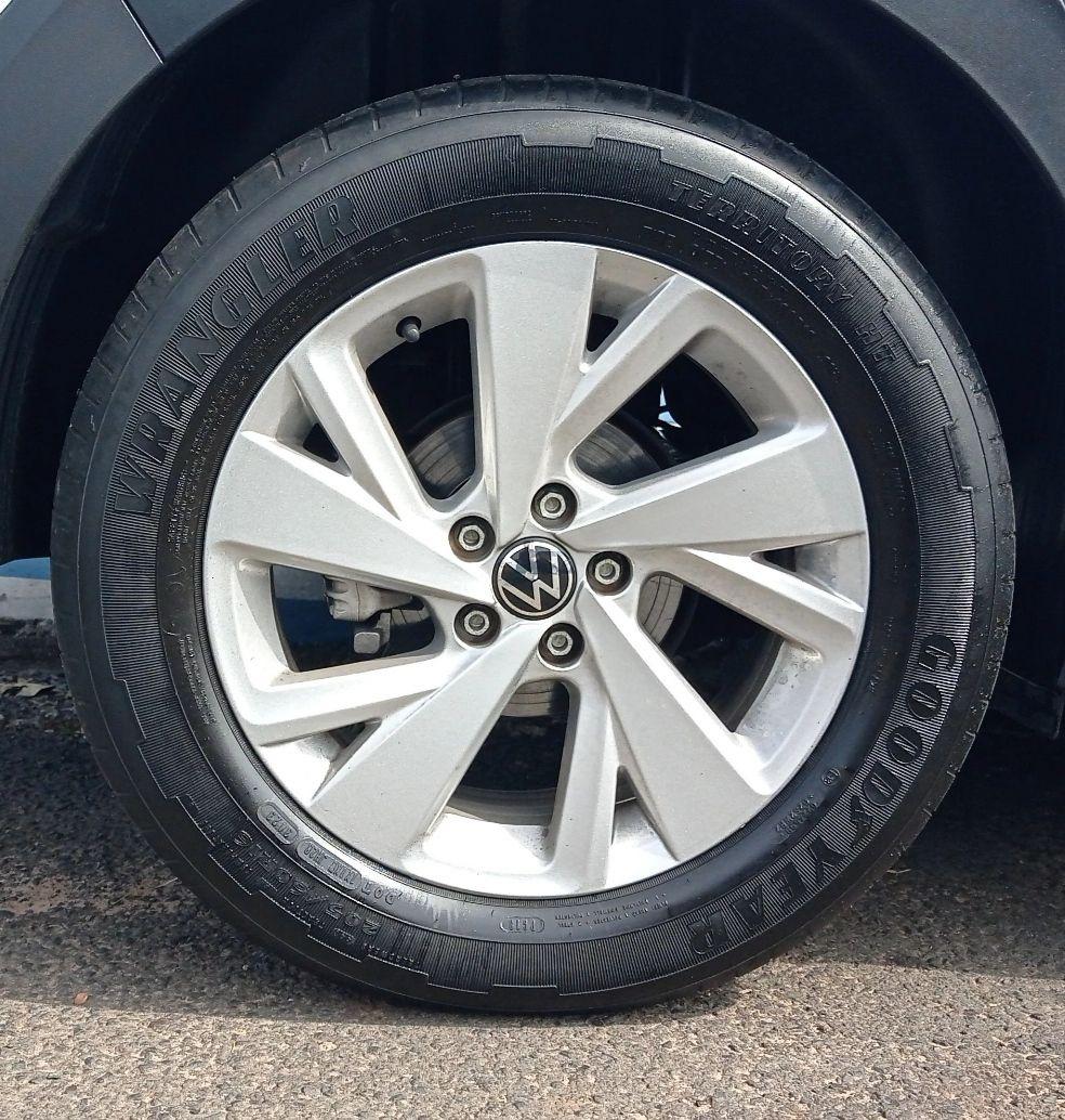 VOLKSWAGEN Nivus - Foto