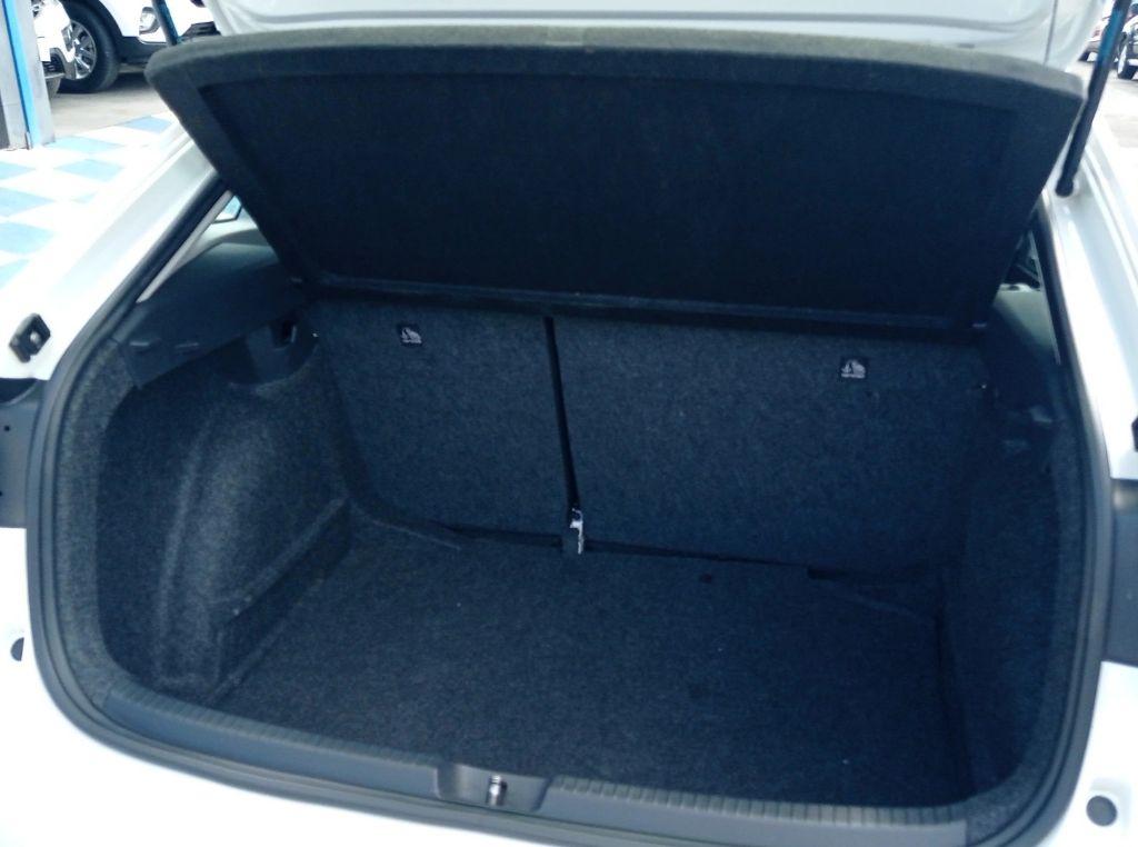 VOLKSWAGEN Nivus - Foto