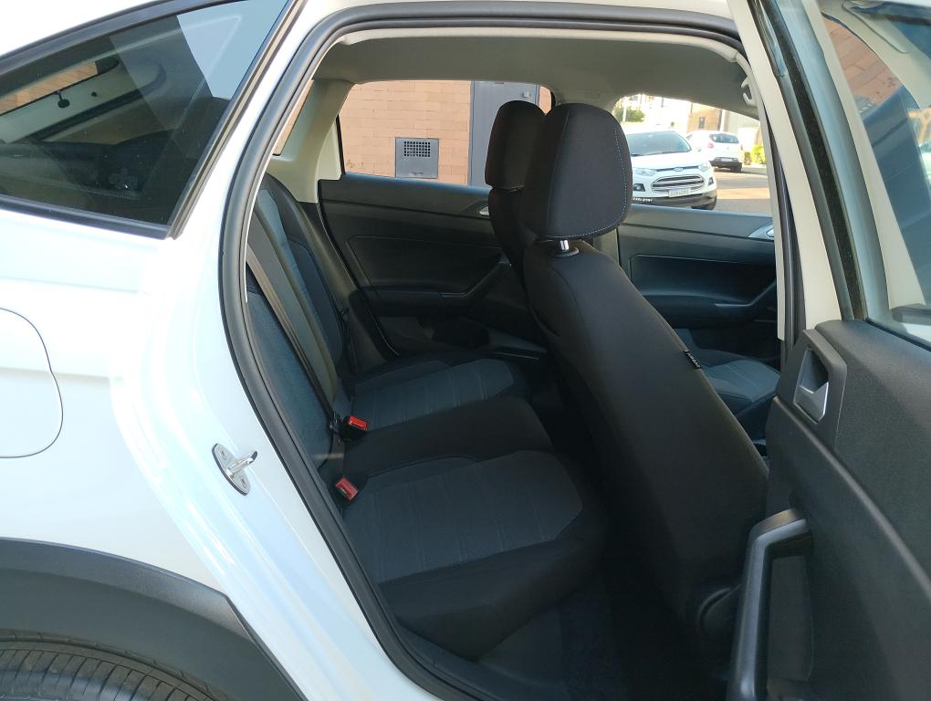 VOLKSWAGEN Nivus - Foto