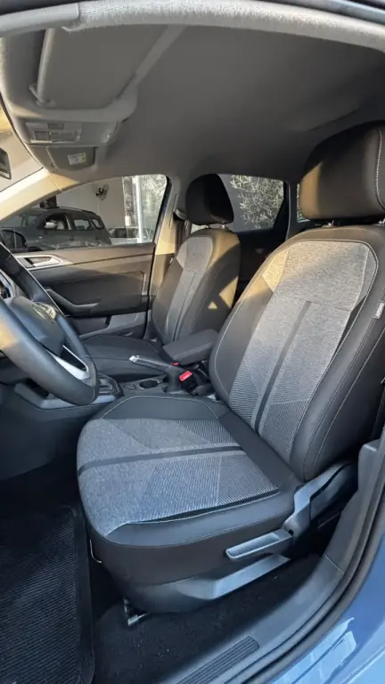 VOLKSWAGEN Nivus - Foto