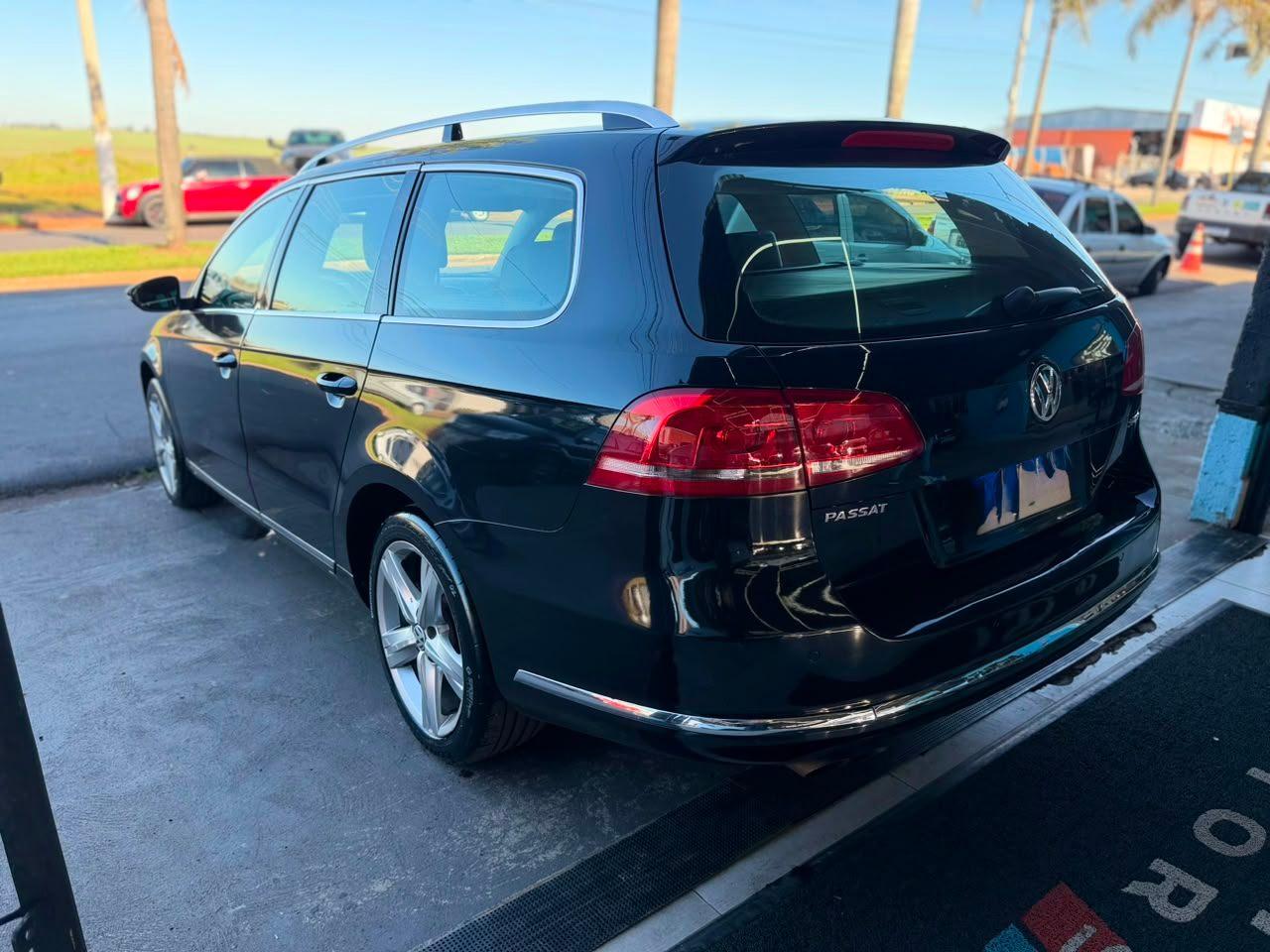 VOLKSWAGEN Passat Variant - Foto