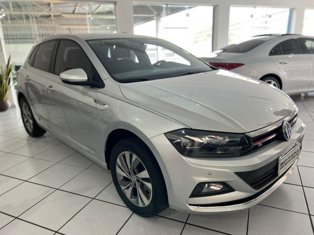VOLKSWAGEN Polo Hatch - Foto