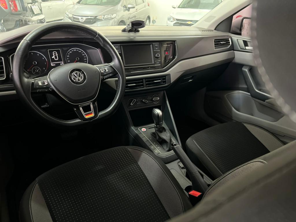 VOLKSWAGEN Polo Hatch - Foto