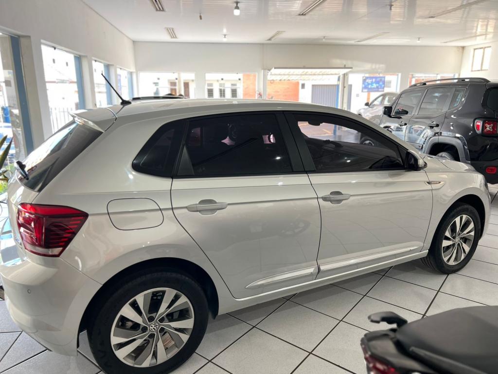 VOLKSWAGEN Polo Hatch - Foto