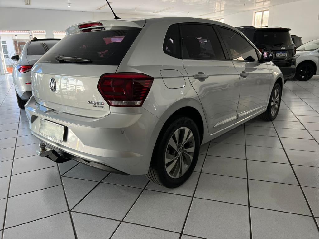 VOLKSWAGEN Polo Hatch - Foto