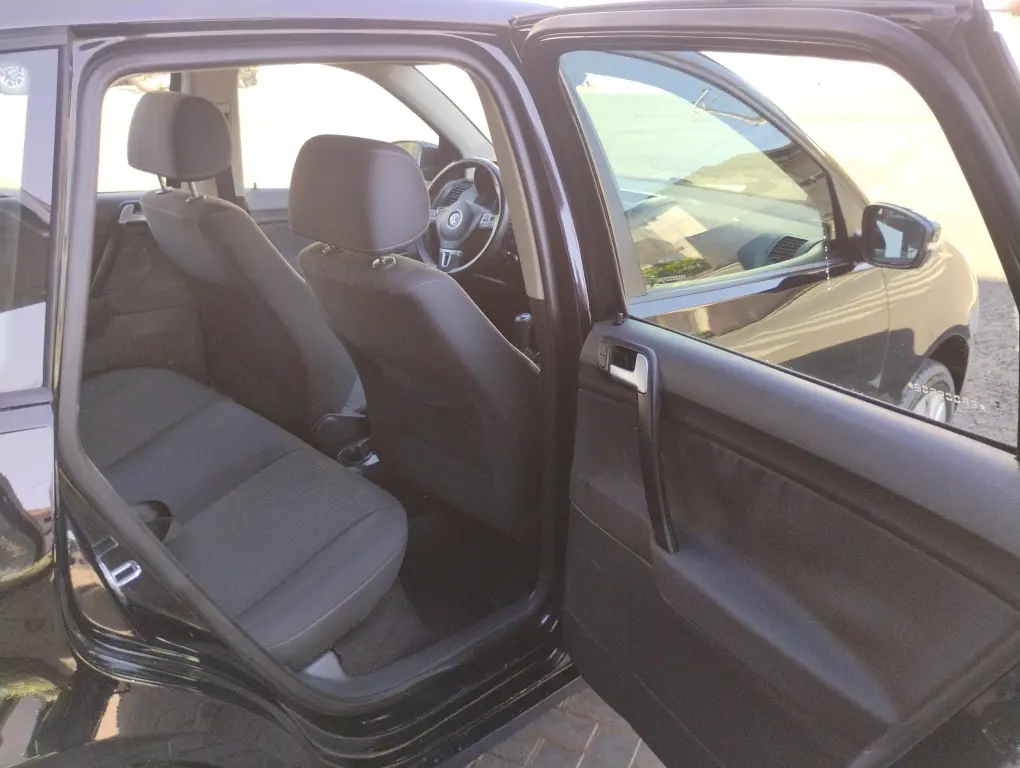 VOLKSWAGEN Polo Hatch - Foto