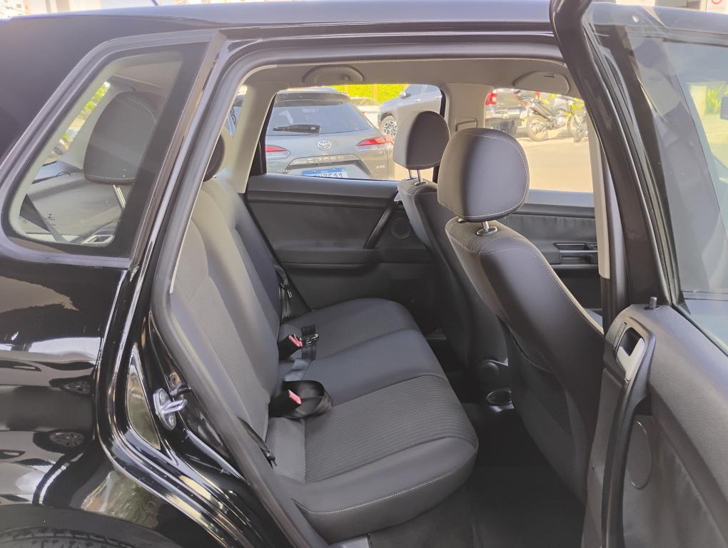 VOLKSWAGEN Polo Hatch - Foto