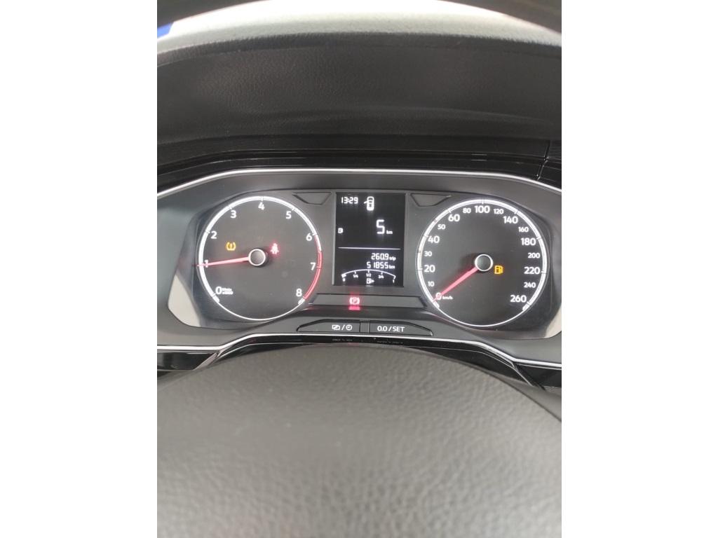 VOLKSWAGEN Polo Hatch - Foto