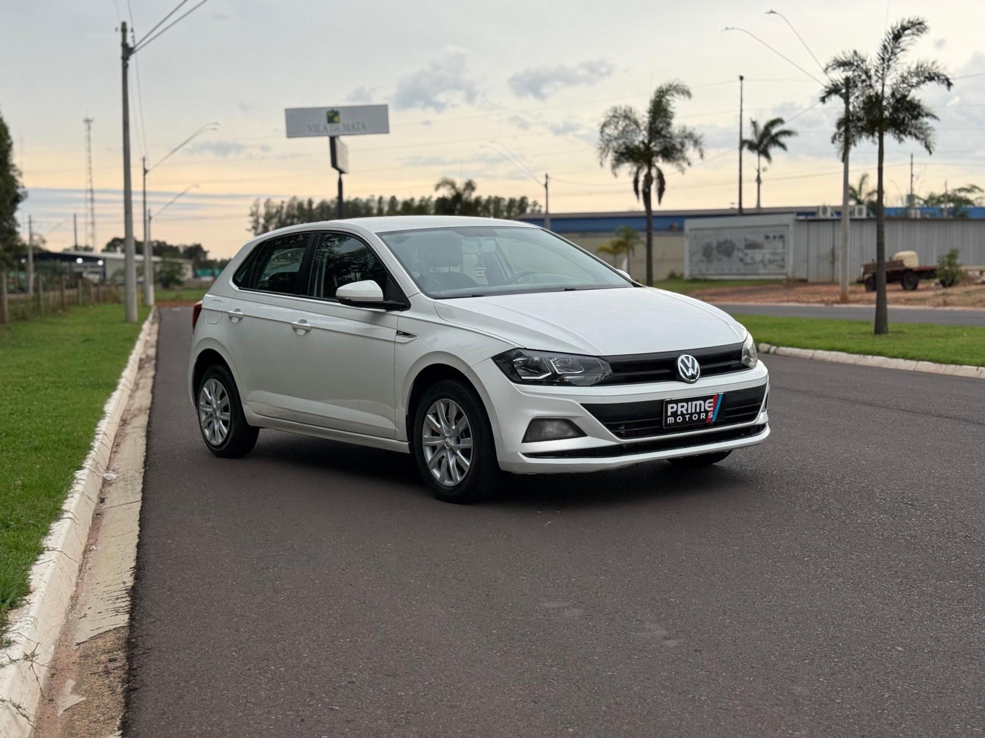 VOLKSWAGEN Polo Hatch - Foto