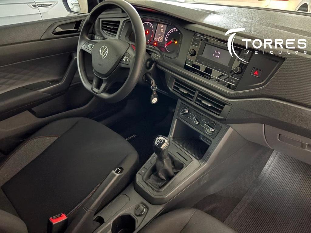 VOLKSWAGEN Polo Hatch - Foto