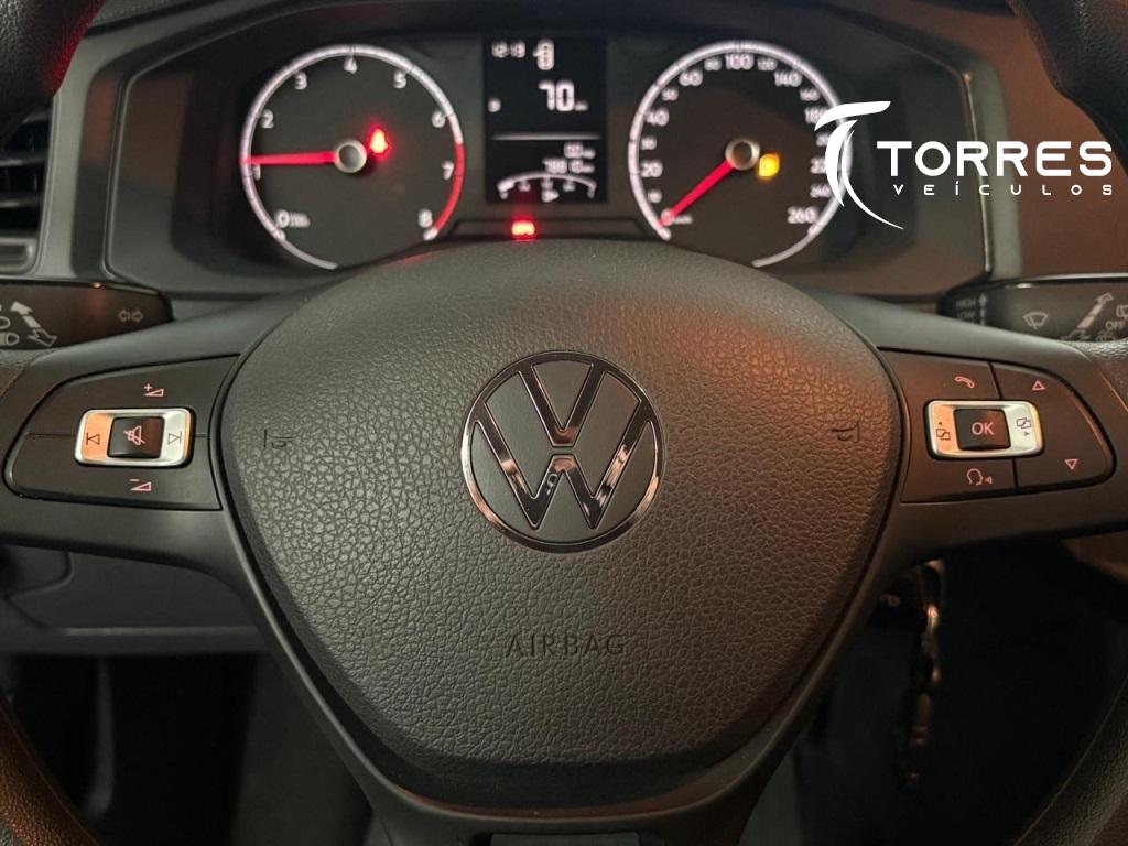 VOLKSWAGEN Polo Hatch - Foto