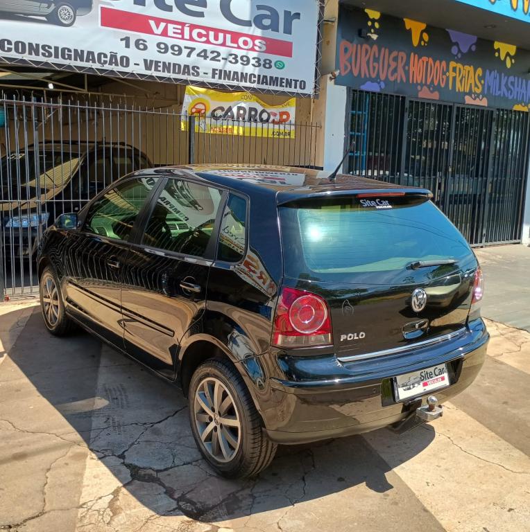 VOLKSWAGEN Polo Hatch - Foto