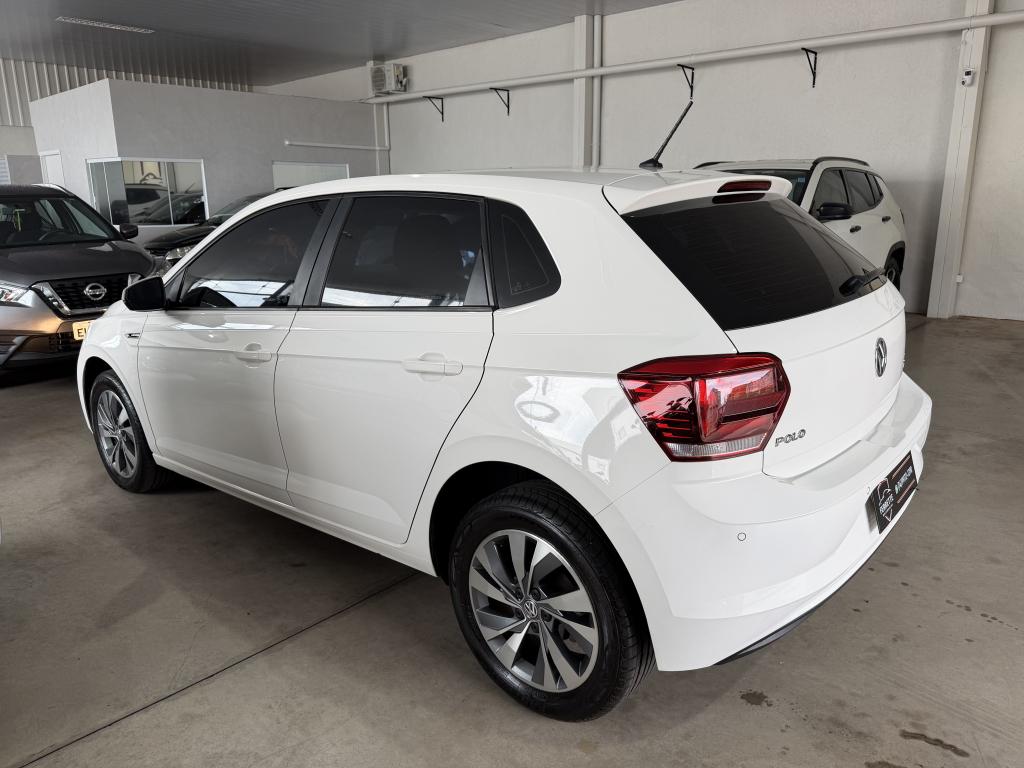 VOLKSWAGEN Polo Hatch - Foto