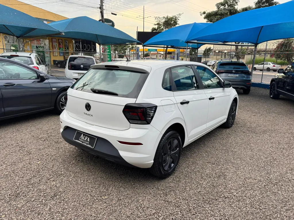 VOLKSWAGEN Polo Hatch - Foto