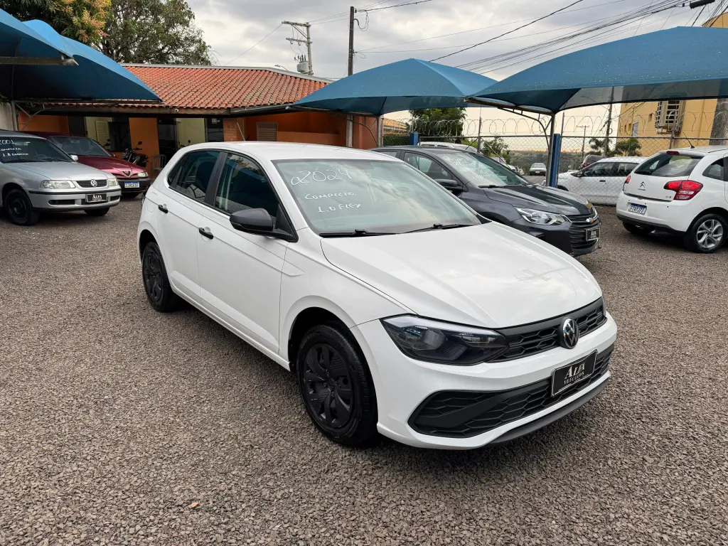 VOLKSWAGEN Polo Hatch - Foto