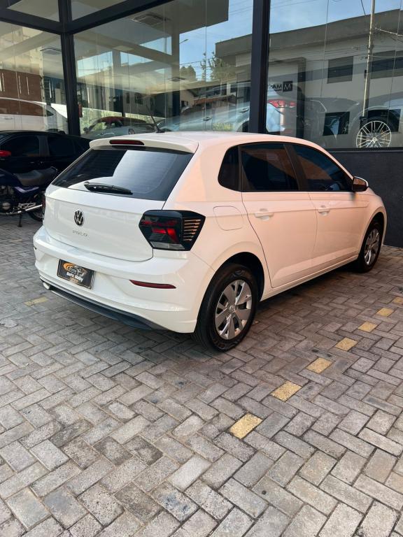 VOLKSWAGEN Polo Hatch - Foto
