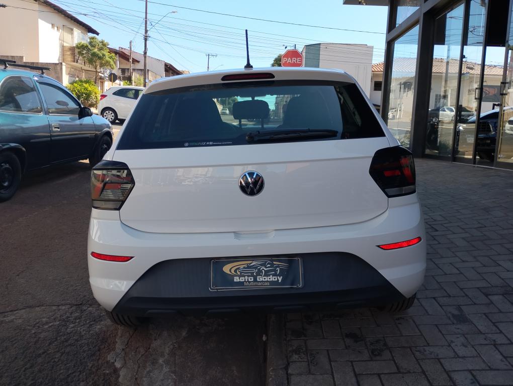 VOLKSWAGEN Polo Hatch - Foto
