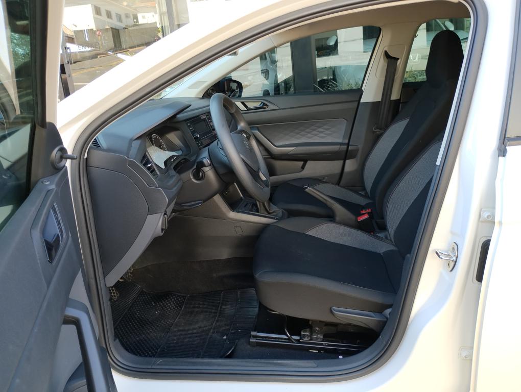 VOLKSWAGEN Polo Hatch - Foto