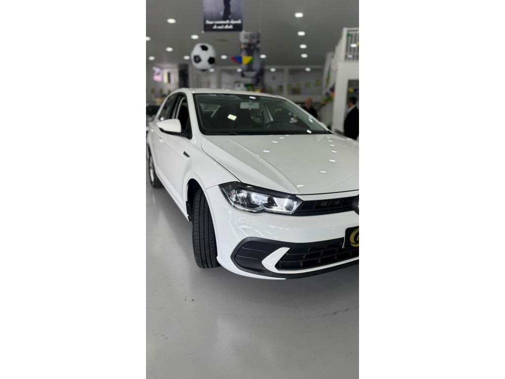 VOLKSWAGEN Polo Hatch - Foto